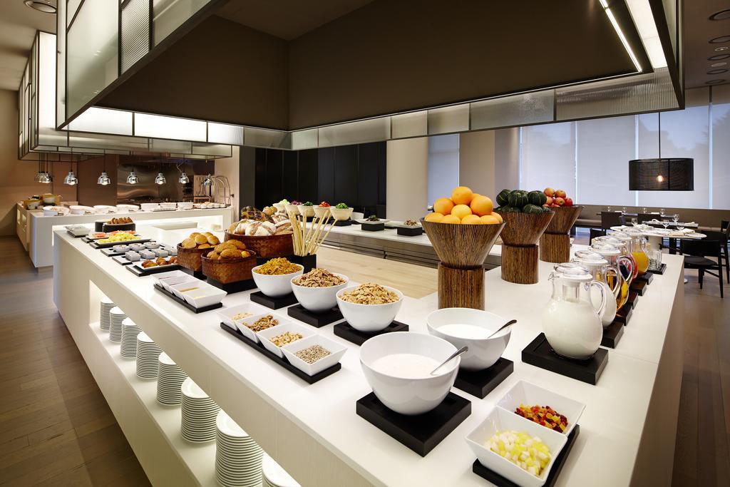 Shilla Gangnam Yeoksam 4*