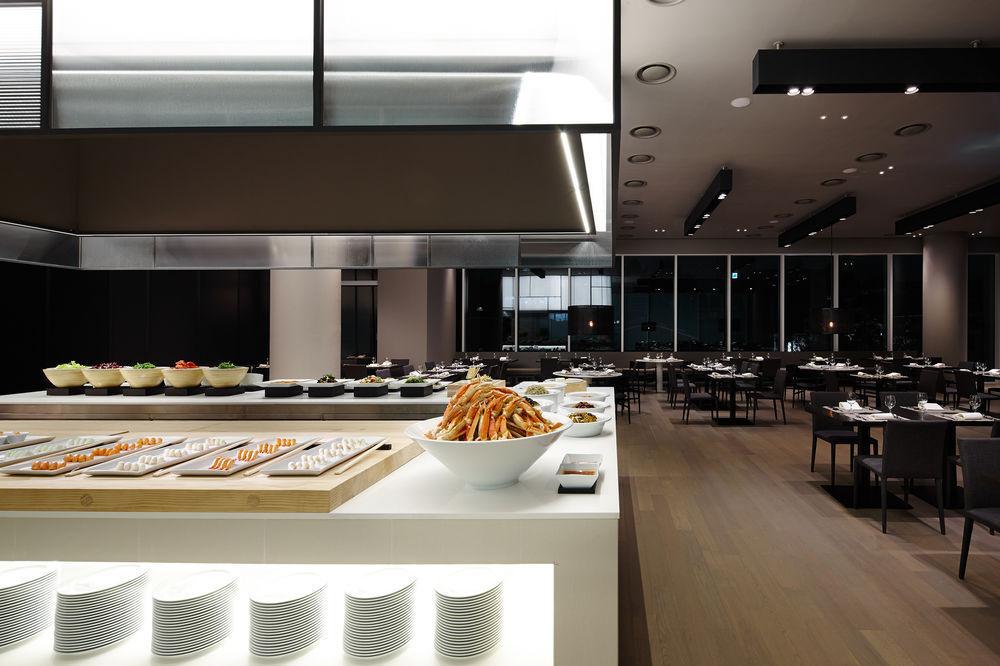 Shilla Gangnam Yeoksam 4*